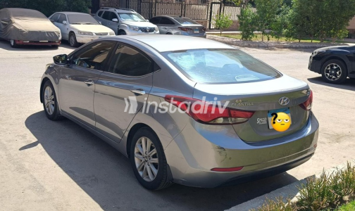 Hyundai Elantra MD 2015 Dark Gray Automatic Used for Sale in Nasr city - 6