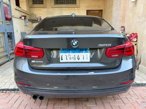 BMW 320 2018 Gray Automatic Used for Sale in El Katameya - 7