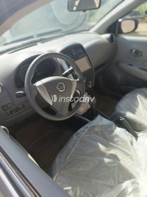 Nissan Sunny 2025 Silver Automatic Used for Sale in Tanta - 4