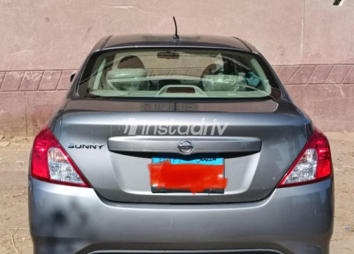 Nissan Sunny 2025 Silver Automatic Used for Sale in Tanta - 6