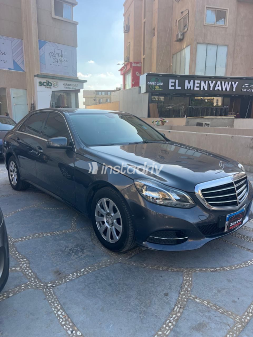 مرسيدس E 200 2014 رمادي أوتوماتيك مستعملة للبيع في القاهرة الكبرى ( القاهرة - الجيزة) - 9