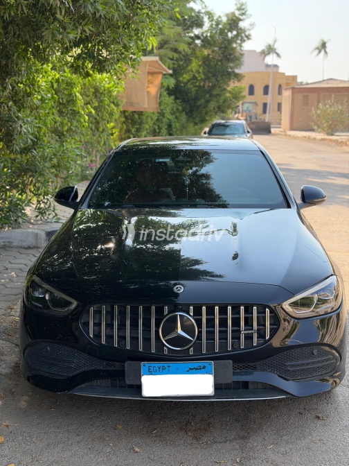 Mercedes C 180 2022 Black Automatic Used for Sale in Greater Cairo ( Cairo + Giza) - 5