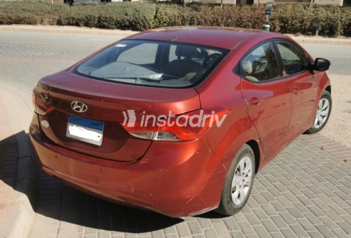 Hyundai Elantra 2013 Dark Red Automatic Used for Sale in Alexandria - 3
