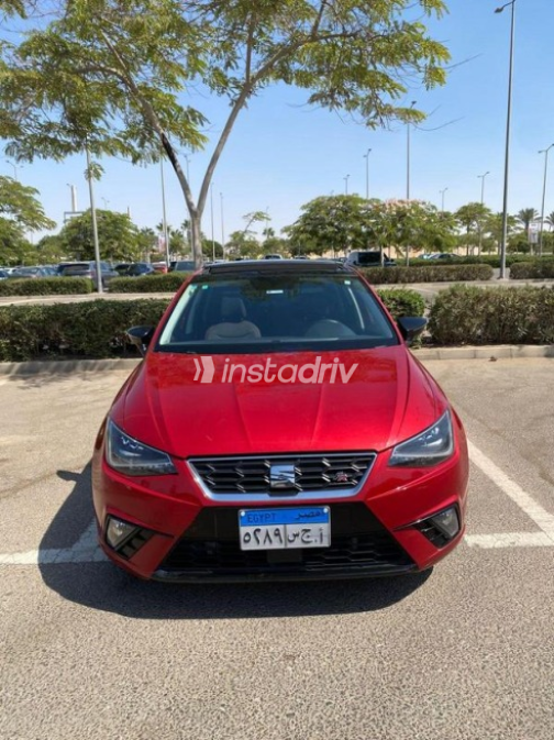 Seat Ibiza 2018 Dark Red Automatic Used for Sale in Cairo - 4