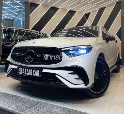 مرسيدس GLC 300 2024 أبيض أوتوماتيك مستعملة للبيع في طنطا - 3