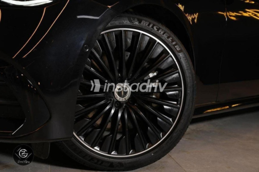 Mercedes E 200 2025 Black Automatic Used for Sale in Cairo - 3