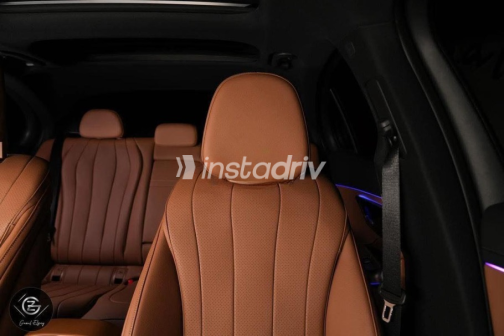 Mercedes E 200 2025 Black Automatic Used for Sale in Cairo - 9