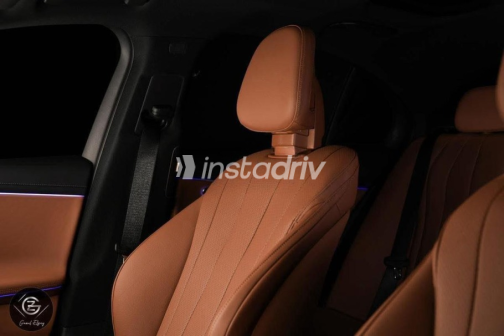 Mercedes E 200 2025 Black Automatic Used for Sale in Cairo - 10