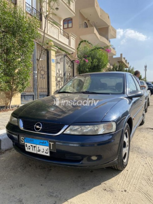Opel Vectra 2002 Dark Blue Automatic Used for Sale in Al Shorouk - 7