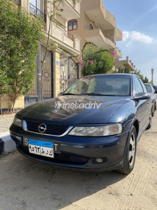 Opel Vectra 2002 Dark Blue Automatic Used for Sale in Al Shorouk - 9