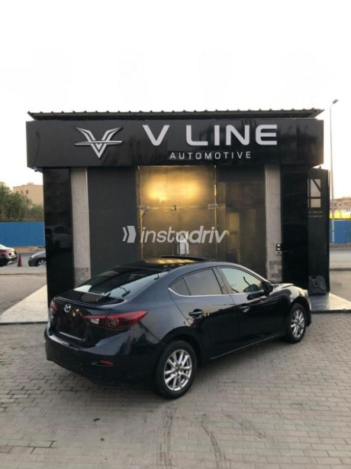 Mazda 3 2017 Dark Blue Automatic Used for Sale in Cairo - 2