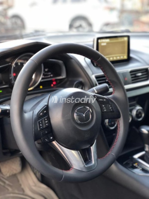 Mazda 3 2017 Dark Blue Automatic Used for Sale in Cairo - 5