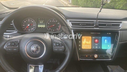 ام جى 5 2025 أسود أوتوماتيك مستعملة للبيع في مدينة الشيخ زايد - 3