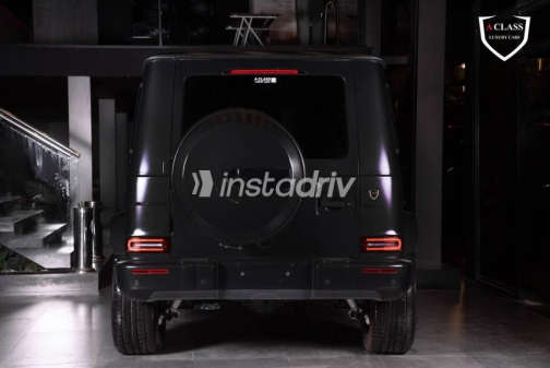 مرسيدس G Class 2023 أسود أوتوماتيك مستعملة للبيع في مدينة الشيخ زايد - 4