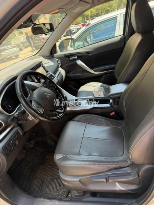 Mitsubishi Eclipse Cross 2019 Silver Automatic Used for Sale in Nasr city - 7