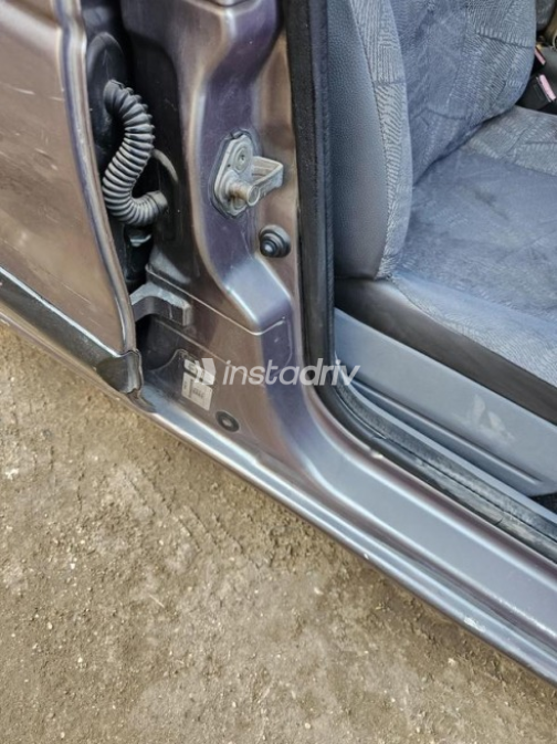 Renault Megane 2001 Silver Automatic Used for Sale in Giza - 5