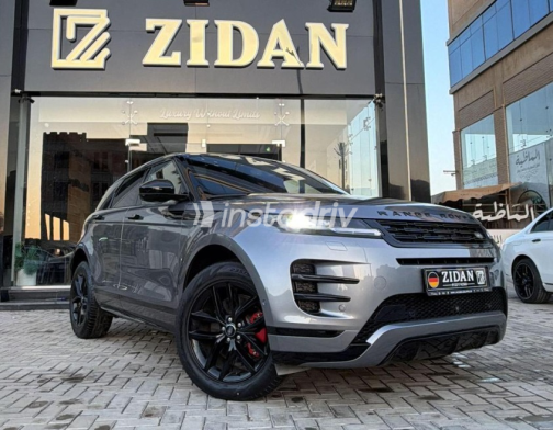 Land Rover Range Rover Evoque 2024 Gray Automatic Used for Sale in Sheikh Zayed City - 3