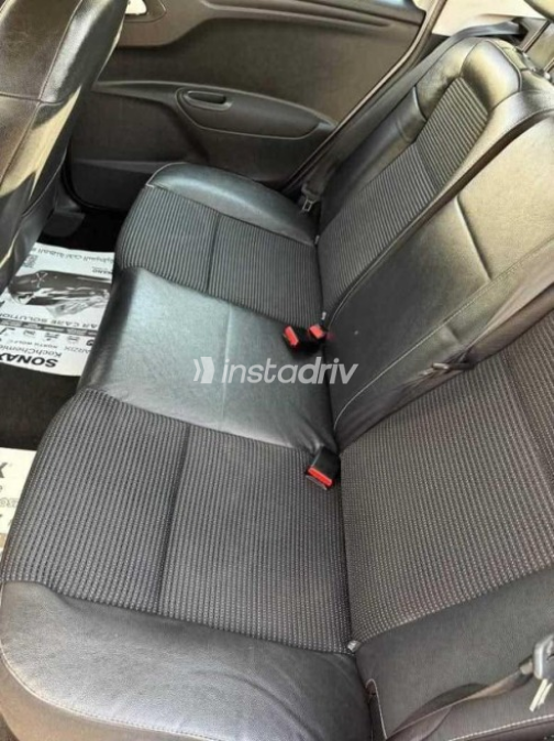 Peugeot 301 2020 Gray Automatic Used for Sale in Nasr city - 6
