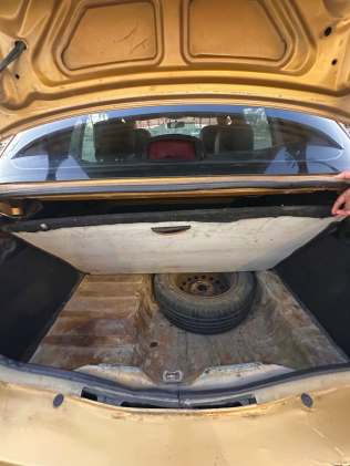 Renault Clio 2001 Gold Manual Used for Sale in Greater Cairo ( Cairo + Giza)