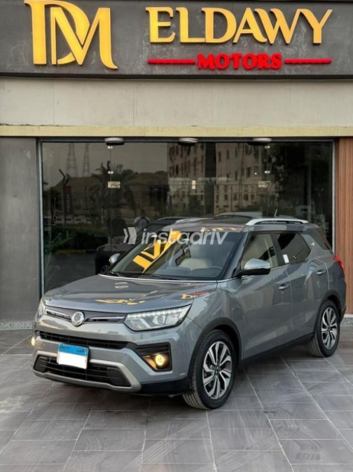 Ssang Yong Tivoli XLV 2021 Gray Automatic Used for Sale in El Katameya - 1