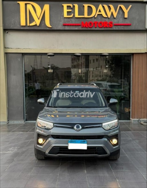 Ssang Yong Tivoli XLV 2021 Gray Automatic Used for Sale in El Katameya - 3