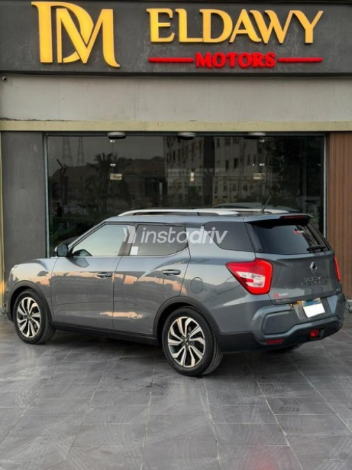 Ssang Yong Tivoli XLV 2021 Gray Automatic Used for Sale in El Katameya - 4