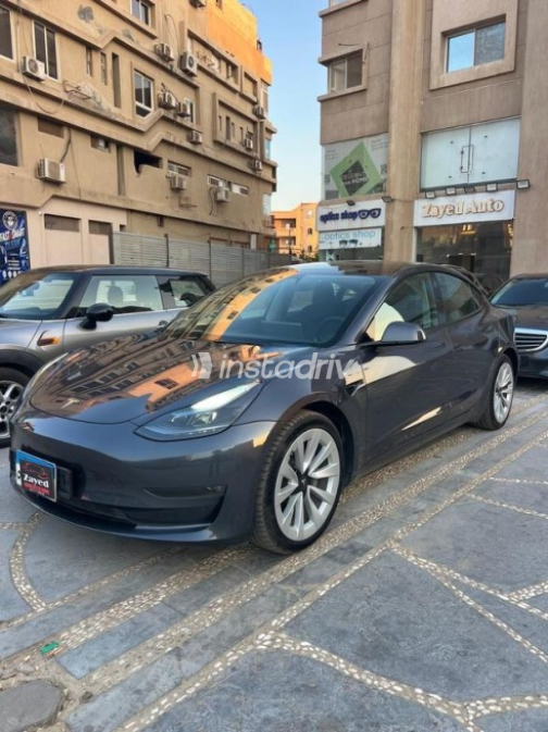 Tesla Model 3 2023 Gray Automatic Used for Sale in Sheikh Zayed City - 2