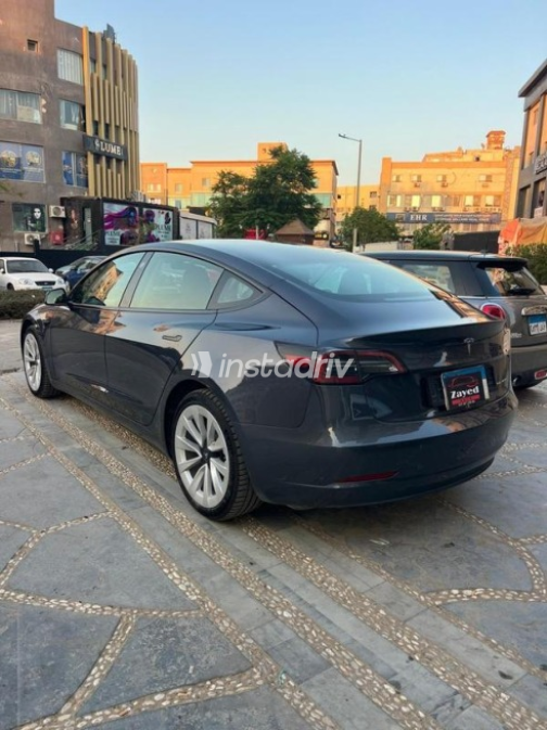 Tesla Model 3 2023 Gray Automatic Used for Sale in Sheikh Zayed City - 6
