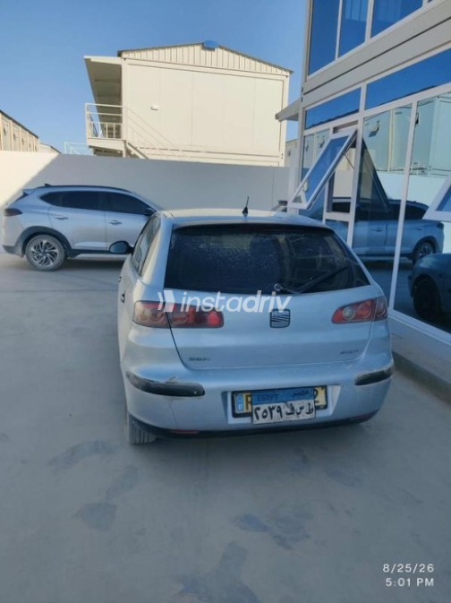 Seat Ibiza 2006 Silver Manual Used for Sale in Suez  - 4