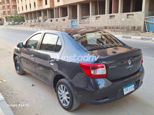 Renault Logan 2017 Gray Automatic Used for Sale in Maadi - 4