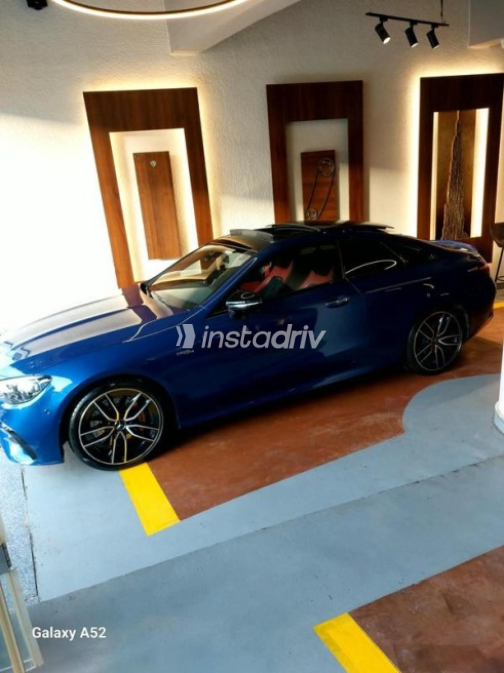 مرسيدس E 53 AMG  2022 أزرق غامق أوتوماتيك مستعملة للبيع في القاهرة - 6