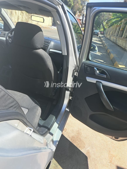 Skoda Octavia 2006 Silver Automatic Used for Sale in Greater Cairo ( Cairo + Giza) - 2