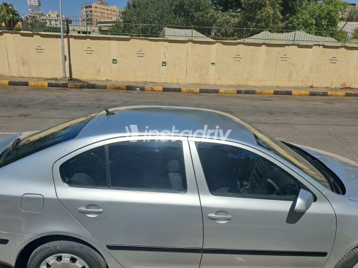 Skoda Octavia 2006 Silver Automatic Used for Sale in Greater Cairo ( Cairo + Giza) - 3
