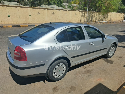 Skoda Octavia 2006 Silver Automatic Used for Sale in Greater Cairo ( Cairo + Giza) - 4