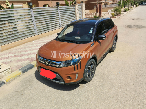 Suzuki Vitara 2017 Gold Automatic Used for Sale in Greater Cairo ( Cairo + Giza) - 2