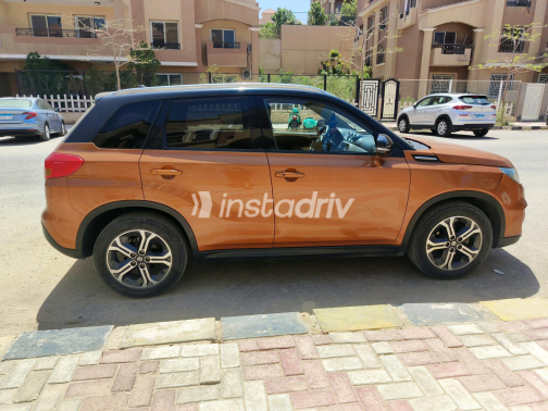 Suzuki Vitara 2017 Gold Automatic Used for Sale in Greater Cairo ( Cairo + Giza) - 6