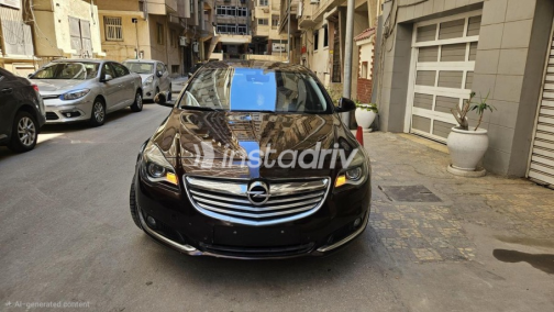 Opel Insignia 2014 Dark Red Automatic Used for Sale in Alexandria - 2