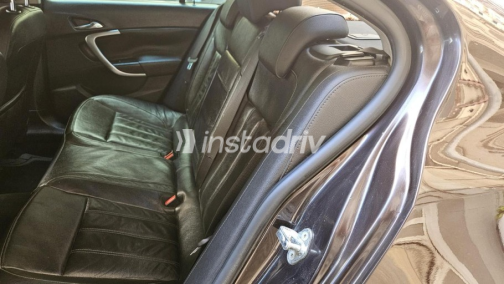 Opel Insignia 2014 Dark Red Automatic Used for Sale in Alexandria - 8