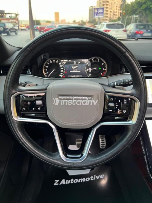 Land Rover Range Rover Evoque 2023 Black Automatic Used for Sale in Heliopolis - 4