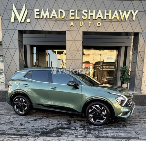 Kia Sportage 2024 Green Automatic Used for Sale in Damietta - 4