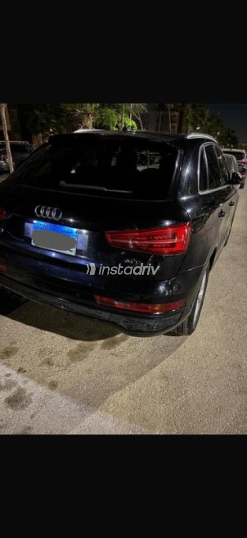 Audi Q3 2015 Black Automatic Used for Sale in Hadayek October - 2