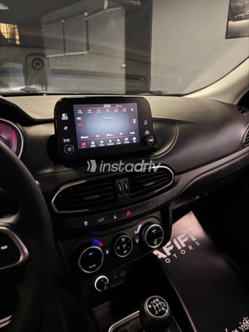 Fiat Tipo 2024 Silver Manual Used for Sale in Cairo - 6