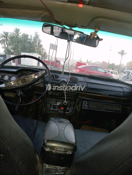 لادا 2105 1983 أزرق يدوي مستعملة للبيع في القاهرة الكبرى ( القاهرة - الجيزة) - 3