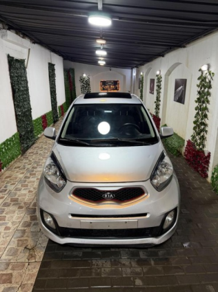 Kia Picanto 2015 Silver Automatic Used for Sale in Cairo
