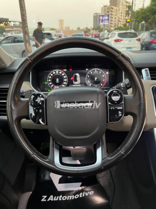Land Rover Range Rover Sport 2020 Black Automatic Used for Sale in Heliopolis - 5
