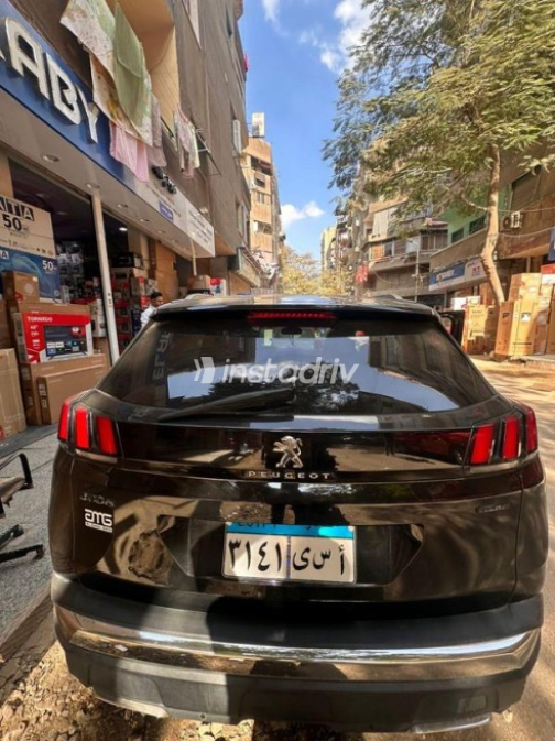 بيجو 3008 2019 أسود أوتوماتيك مستعملة للبيع في القاهرة - 9