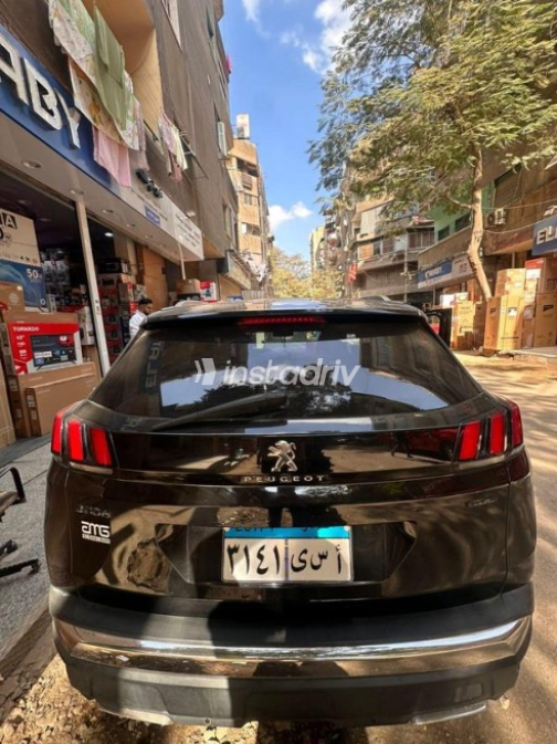 بيجو 3008 2019 أسود أوتوماتيك مستعملة للبيع في القاهرة - 10