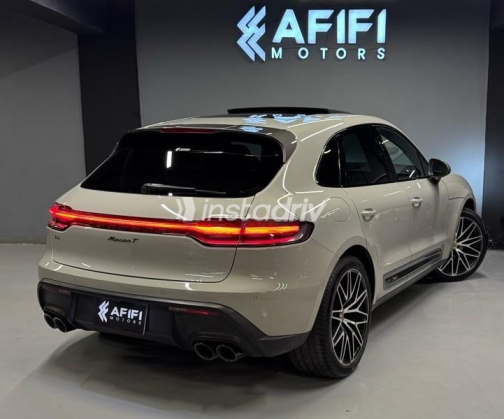 Porsche Macan 2023 Silver Automatic Used for Sale in Cairo - 2