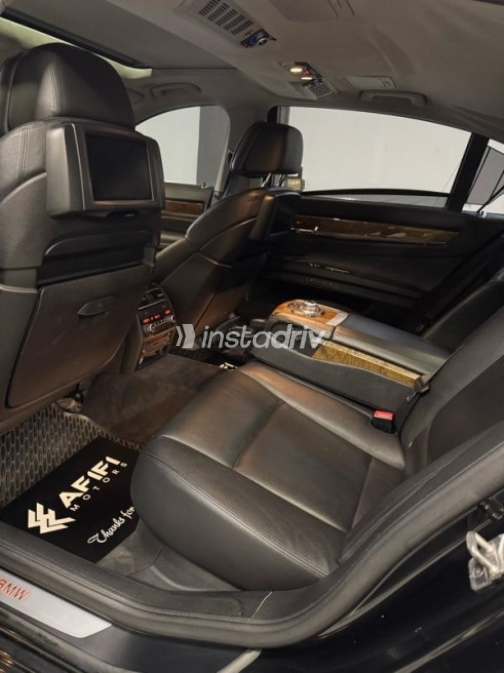 BMW 750 2013 Black Automatic Used for Sale in Cairo - 7