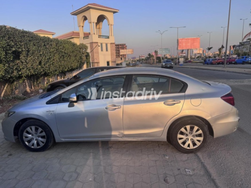 Honda Civic 2012 Silver Automatic Used for Sale in 6 October - 3
